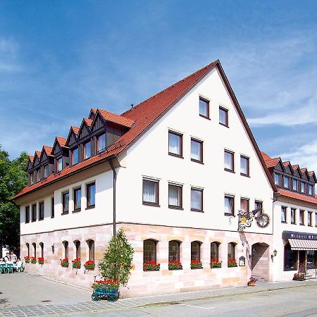 Bloedel Gasthof Gruener Baum Neurenberg Buitenkant foto